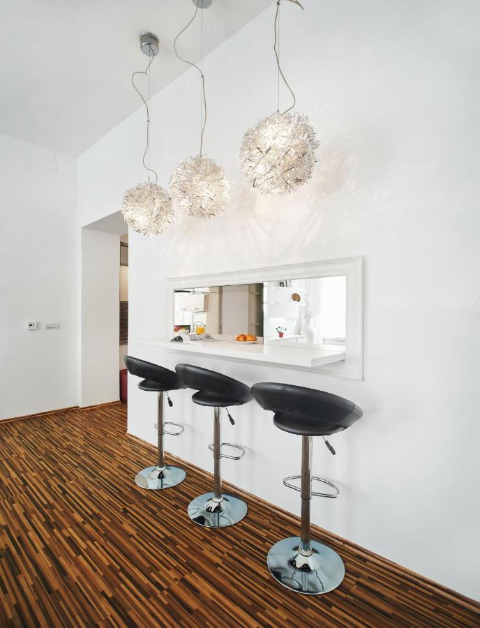 Vicus Apartment By Irundo ซาเกร็บ ภายนอก รูปภาพ